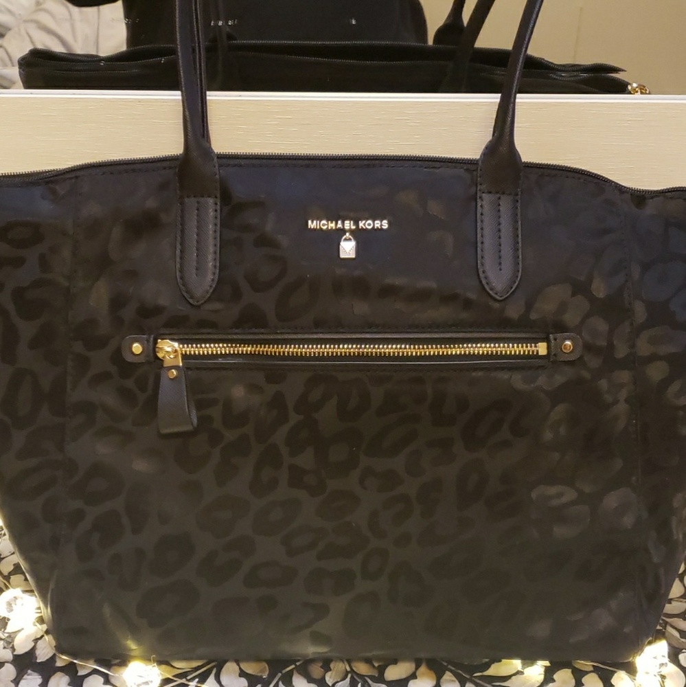 Michael Kors black shoulder bag